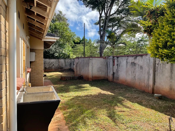 3 Bedroom Flat & Apartment