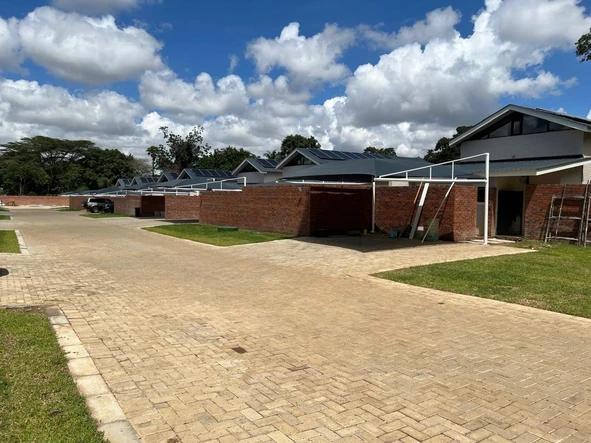 3 Bedroom Flat & Apartment