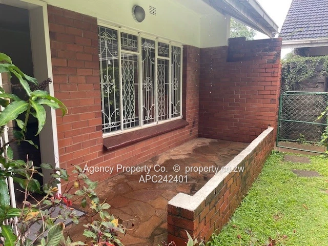 New On The Market -Secure Unit - Ideal Investment (Sole Mandate)